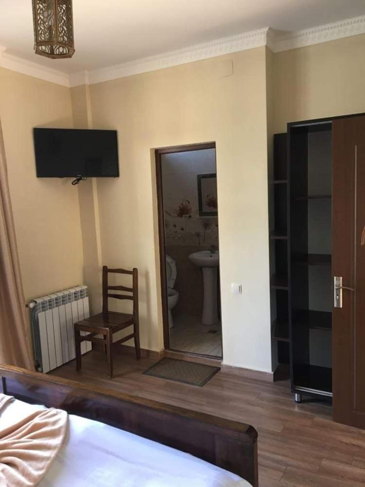 Hotel Twins Anna Кобулети Стая снимка